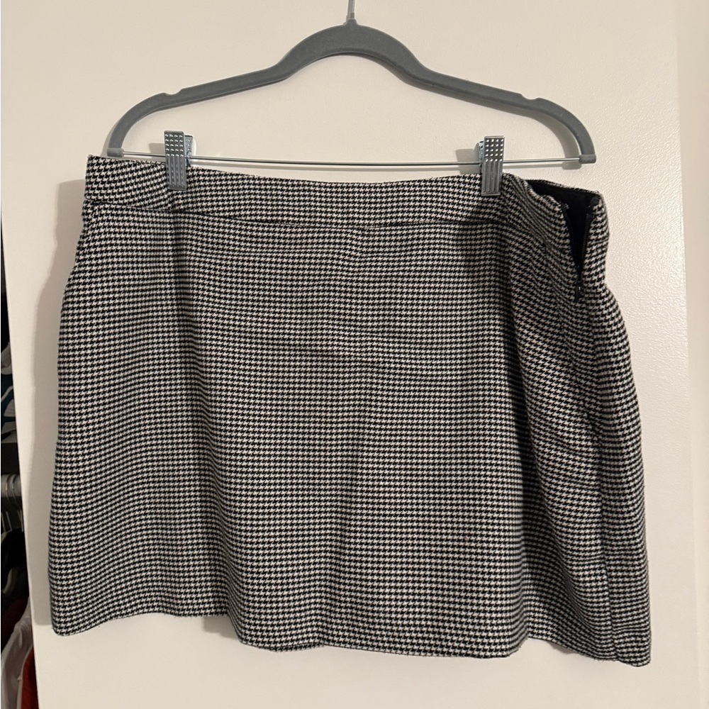 Abercrombie Tweed Houndstooth Skirt